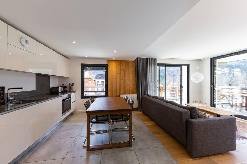 Modern 2Br 5* Pool Gym Spa Garage Mont-Blanc View Chamonix Exteriör bild